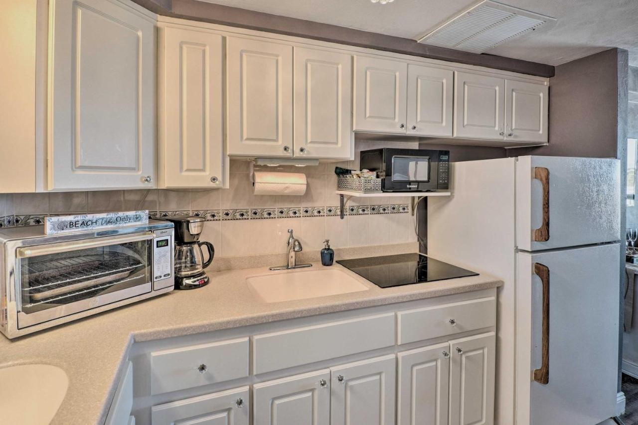 Dreamy Daytona Studio With Beach Access! デイトナ・ビーチ エクステリア 写真
