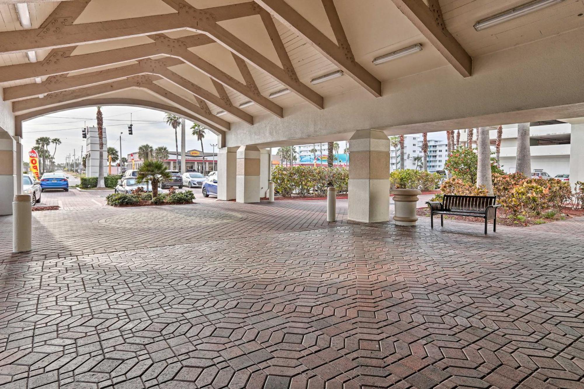Dreamy Daytona Studio With Beach Access! デイトナ・ビーチ エクステリア 写真